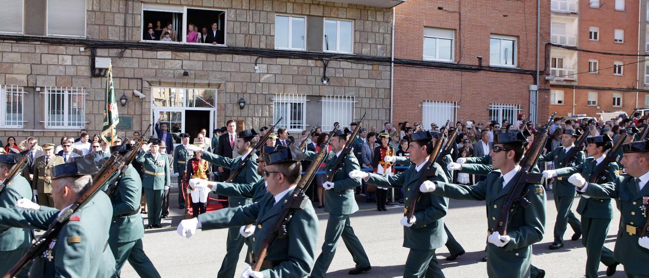 Desfile en la Comandancia de la Guardia Civil de Gijón, en una imagen de archivo. | Ángel González