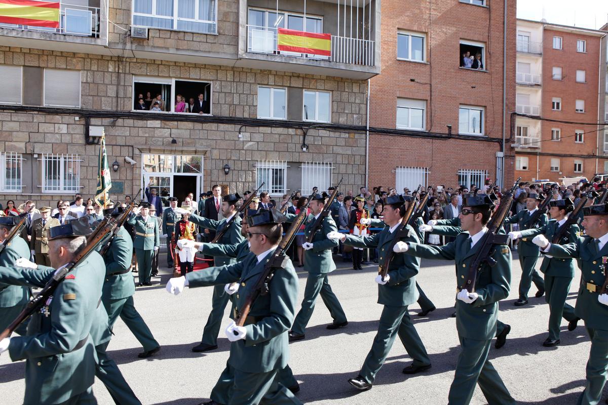 Desfile en la Comandancia de la Guardia Civil de Gijón, en una imagen de archivo. | Ángel González