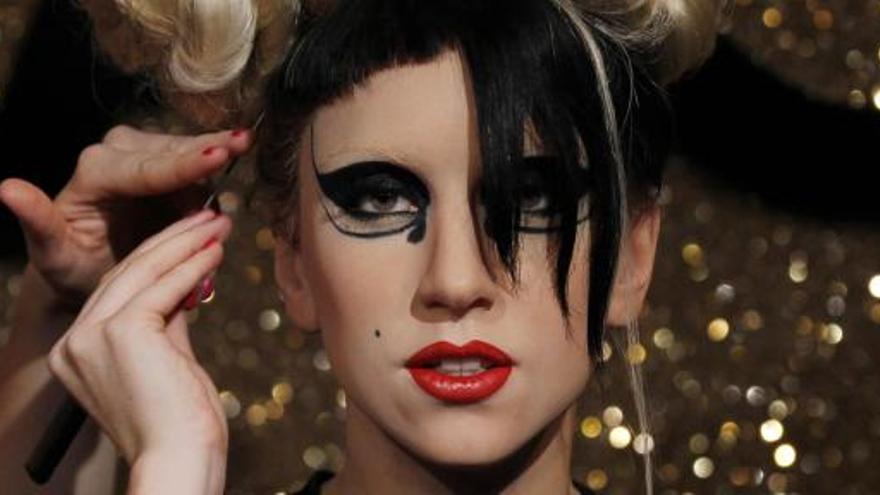 Lady Gaga lanza nuevo disco en noviembre
