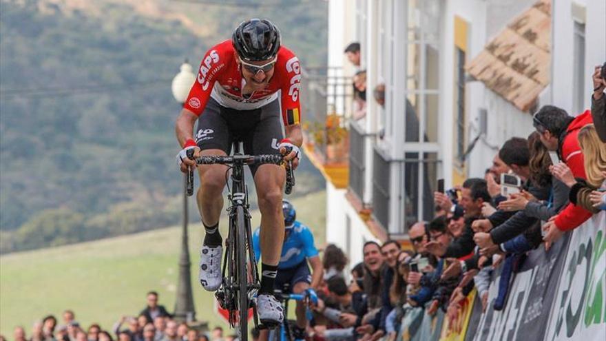 Victoria y liderato para Wellens