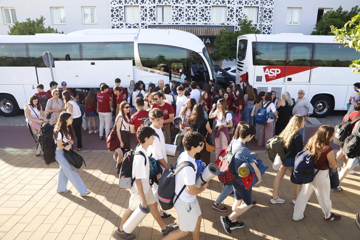 Más de 1.200 jóvenes cordobeses ponen rumbo a Madrid para encontrarse con León XIV