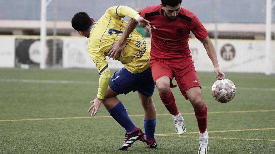 El FC Pirinaica assalta el fortí d’una UD San Mauro que manté el lideratge (0-1)