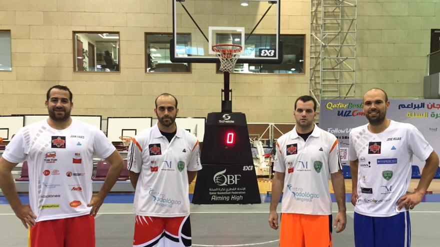 Los cuatro integrantes de El Palo Peak Málaga (Juan Vasco, Ismael Sánchez, Javier Meras y José Rojas), ayer en Doha.