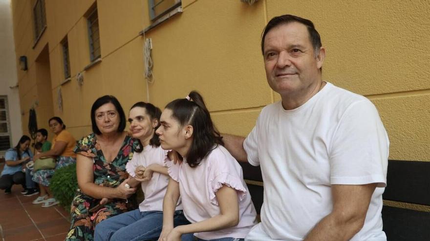 Ana y María, 33 años viviendo con síndrome de Rett, un transtorno neurológico poco frecuente: «Tienes que hacerles todo»