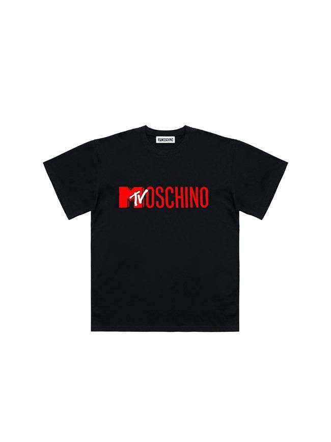 Todas las imágenes de la colección de Moschino x H&M: camiseta con logo rojo