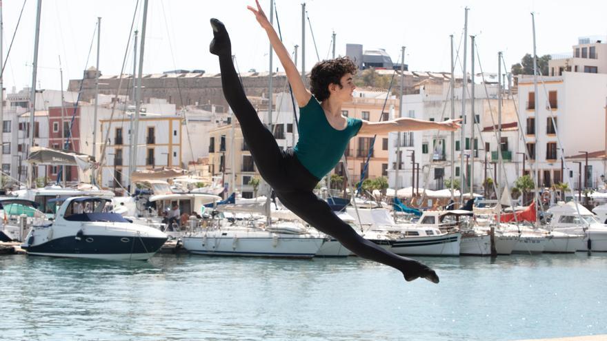 Jorge Lamelas y Nerea López despliegan su talento innato para la danza en Ibiza