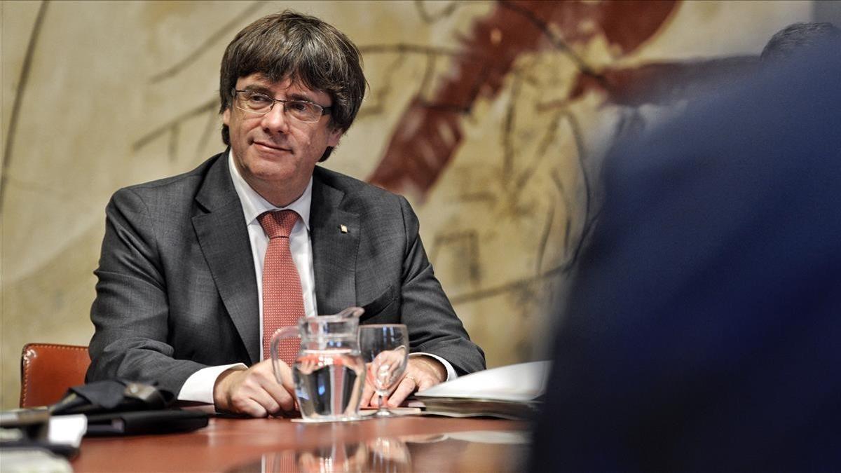 Puigdemont plantea elecciones en Cataluña