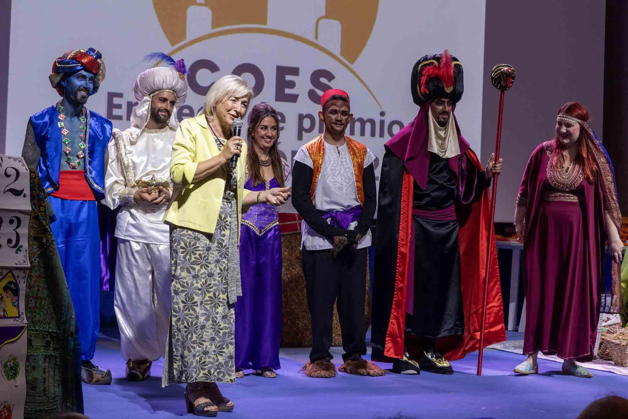 Entrega de premios del concurso infantil de relatos cortos "Cuéntame un cuento para comer" en el Club INFORMACIÓN organizado por COES