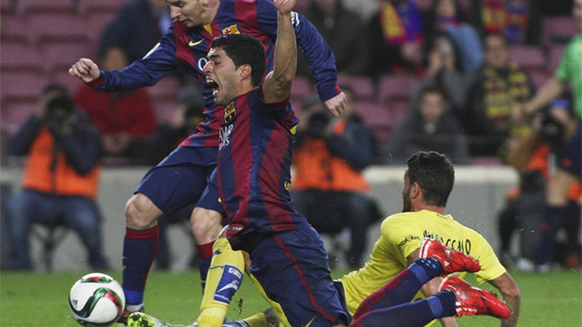 Suárez y Messi se aliaron para superar al Villarreal
