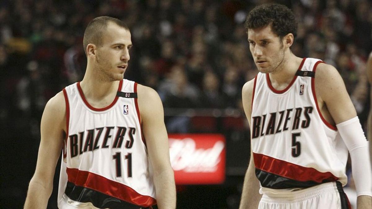 Sergio Rodríguez y Rudy Fernández durante su etapa en Portland Trail Blazers, en 2009.