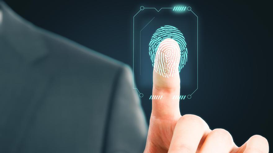 It turns out that a person’s fingerprints can be alike