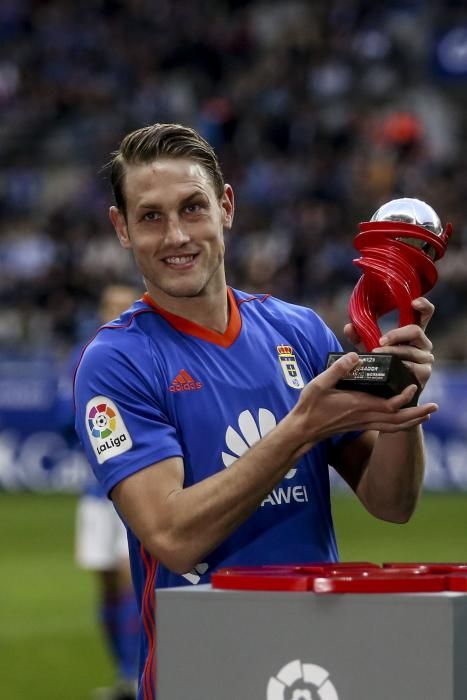 Partido en el Carlos Tartiere entre el Oviedo y el Almería