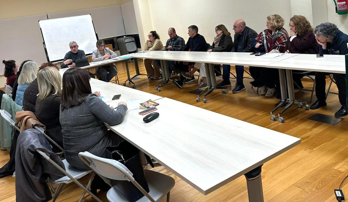O alcalde, Blas García, presidiu o pleno do Concello Sectorial da Cultura.