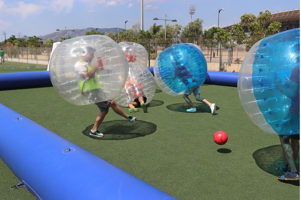 Búscate en las fotos de la VI Fiesta del Deporte de Málaga