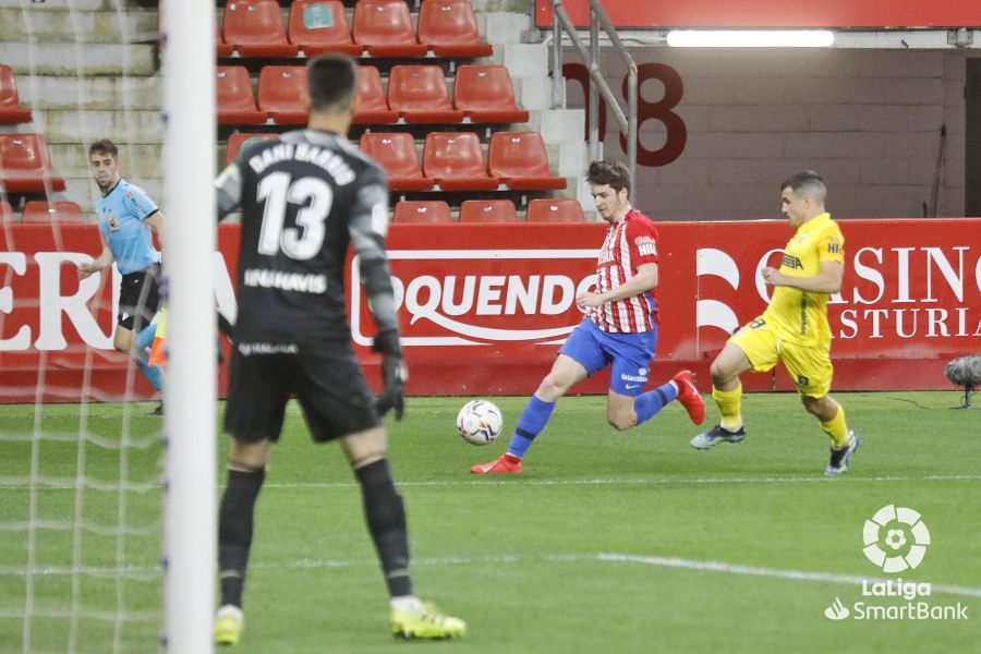 Partido de la Liga Smartbank entre el Sporting y el Málaga CF