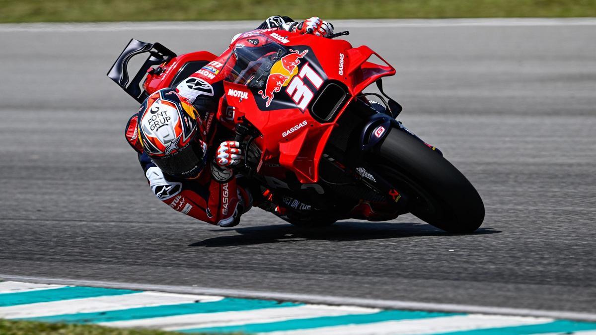 Pedro Acosta, en los entrenamientos de Sepang