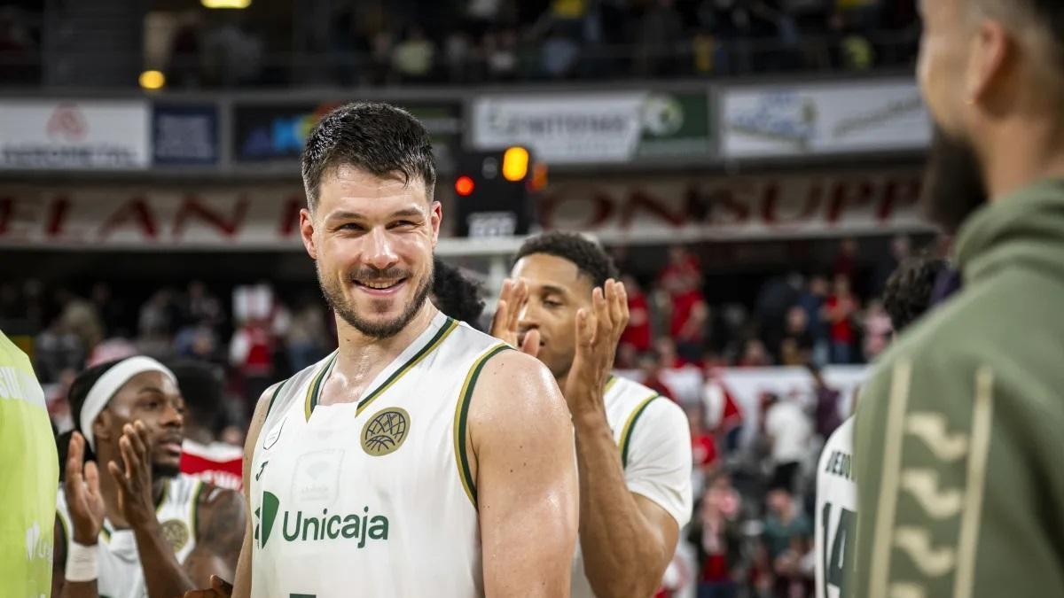 Jonathan Barreiro sonríe tras la vctoria en Chalon.