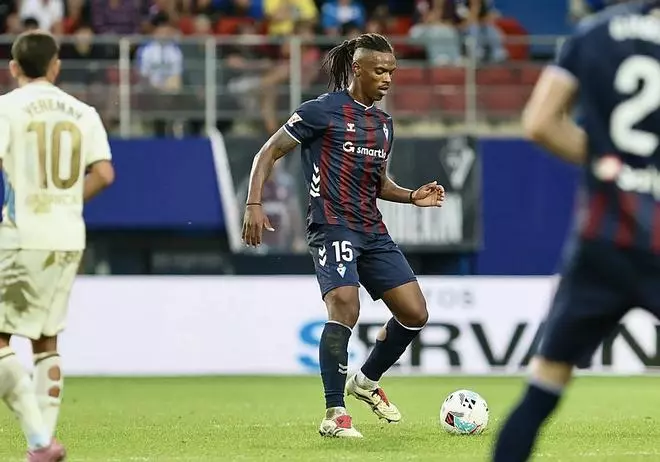 Jair Amador y otra ración en el Eibar de las pesadillas en el mercado que vivió en el Real Zaragoza