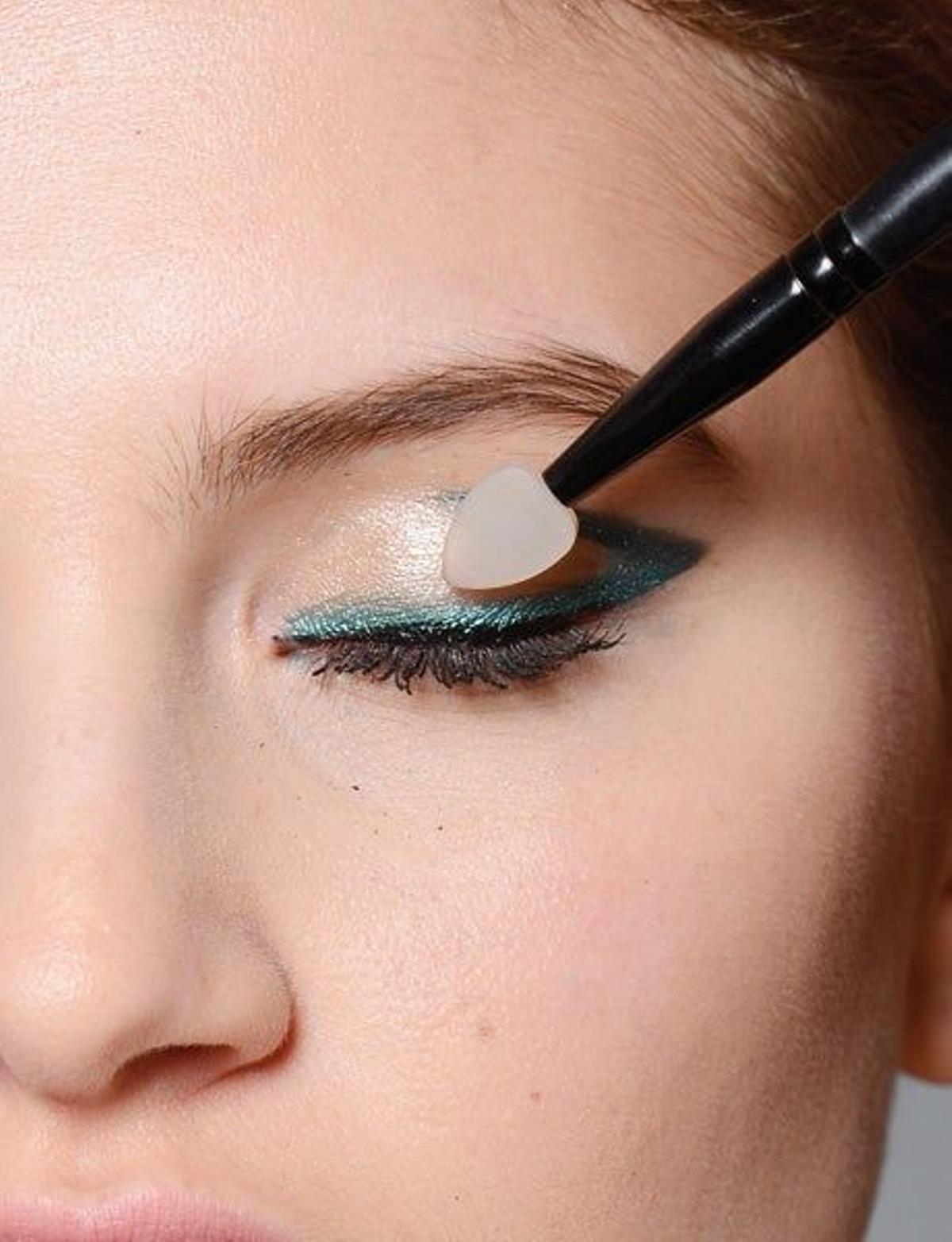 Maquillaje verde