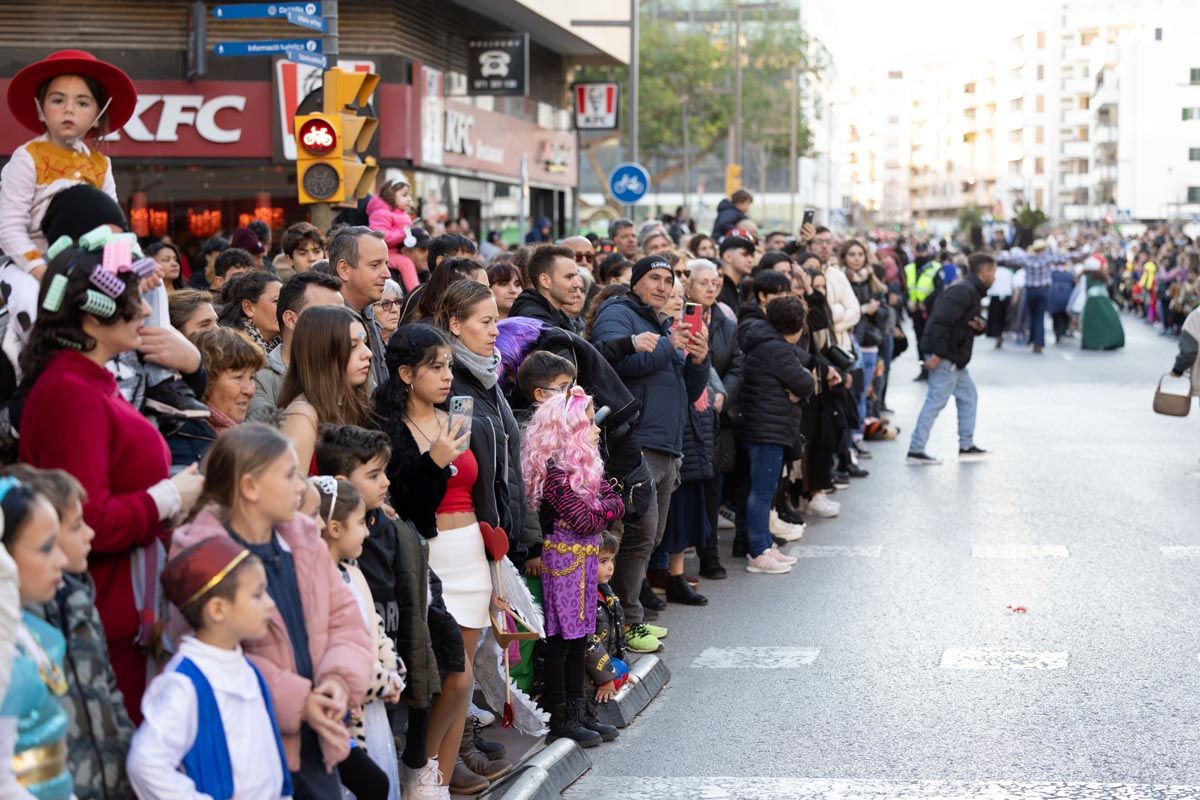 Mira aquí todas las imágenes de la rúa de Carnaval de Ibiza