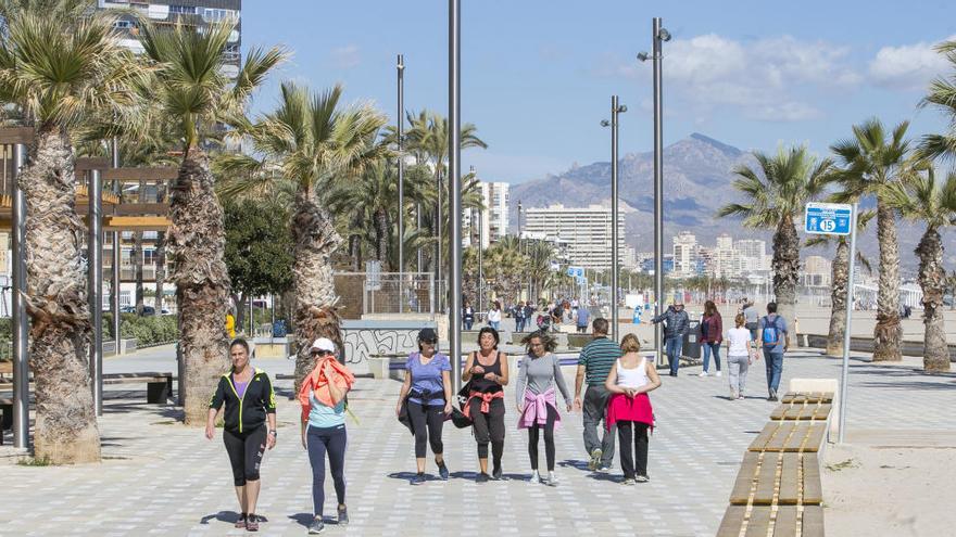 Alicante recupera temperaturas tras el paso de una masa de aire polar