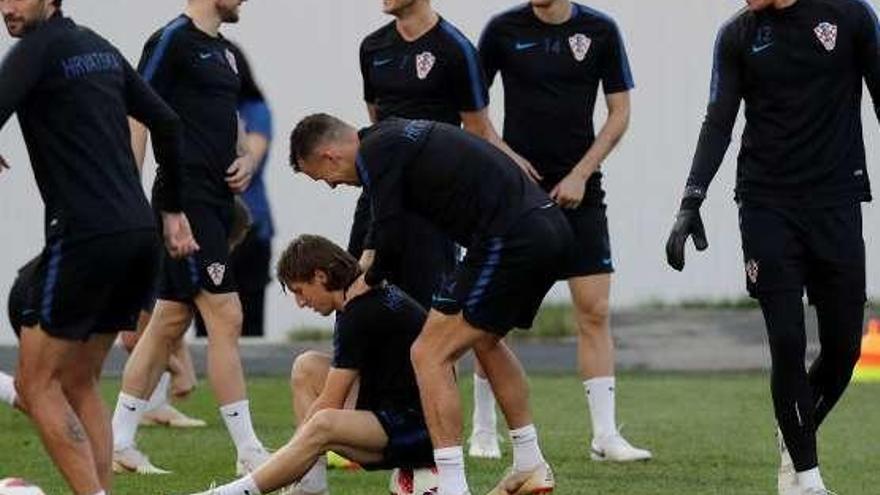 Los croatas, durante el entrenamiento de ayer.