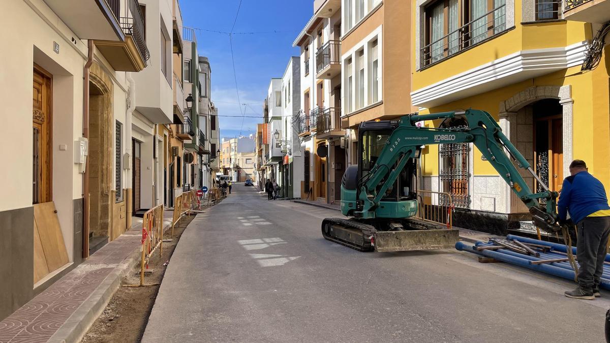 Cambio de las tuberías de suministro en el Poble Nou de Benitatxell