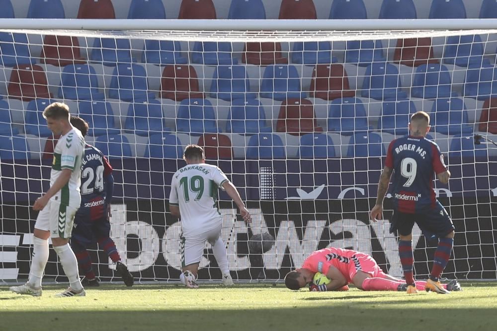 Las imágenes del Levante UD - Elche CF