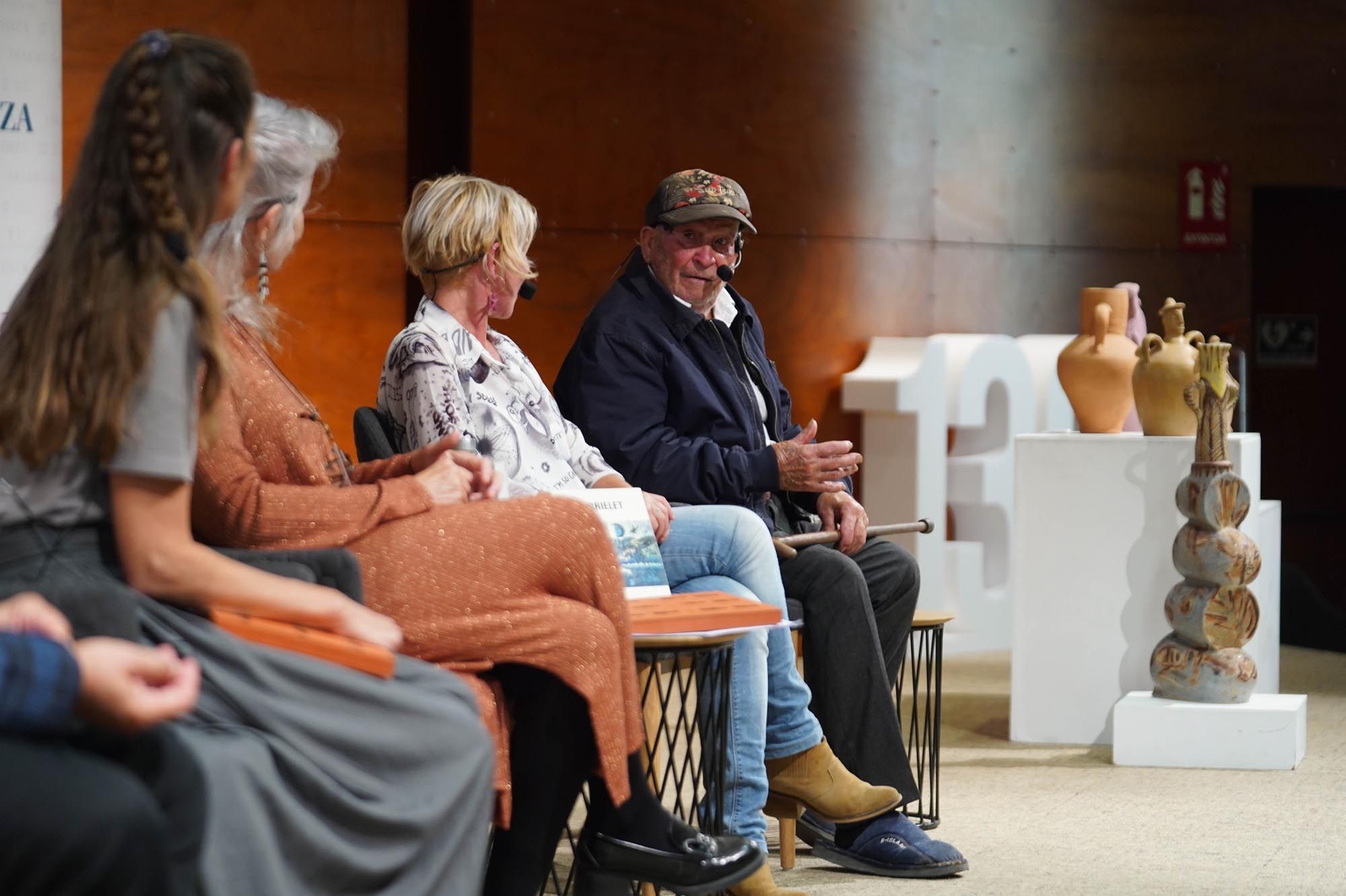 Presentación del libro 'Hombres de barro', en el Club Diario de Ibiza