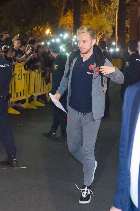 28-02-2018 LAS PALMAS DE GRAN CANARIA. Llegada del FC Barcelona al Hotel Santa Catalina. Fotógrafo: ANDRES CRUZ