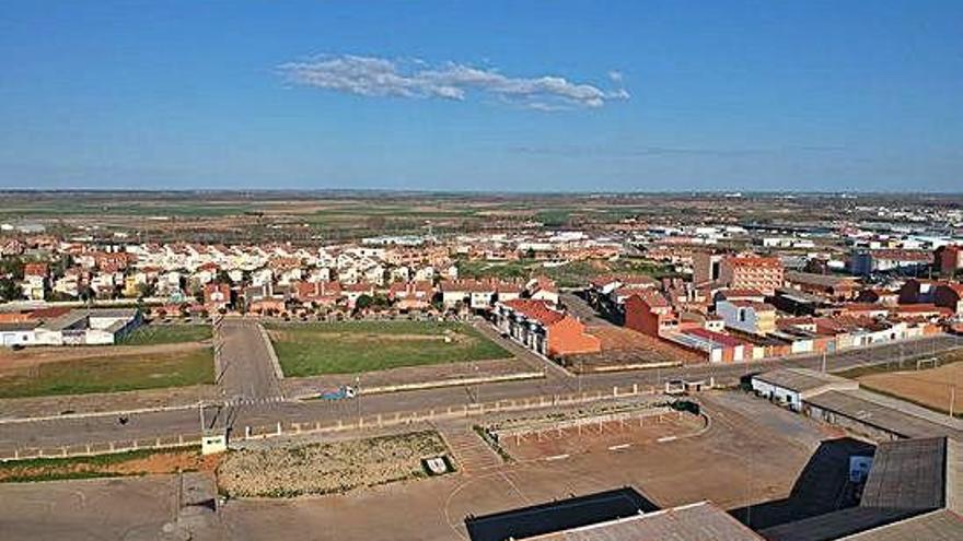 Vista aérea de la urbanización las Catalanas y de parte del término municipal benaventano