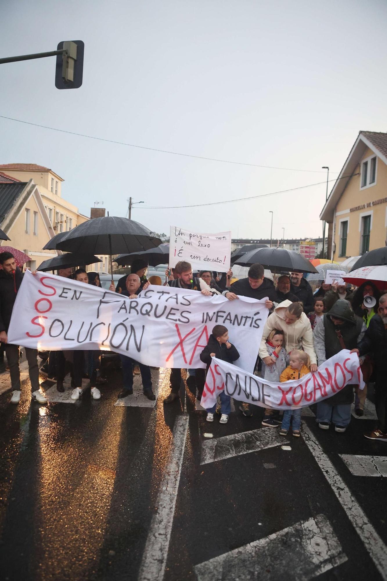 Protesta en O Temple pidiendo más pistas y parques