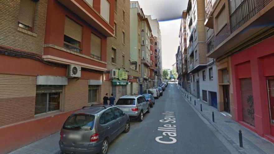 Un detenido por violencia de género en la calle Sevilla