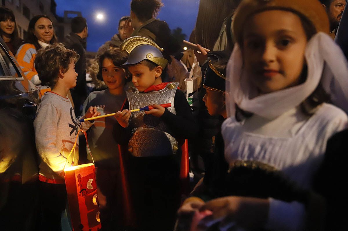 El CEIP Al Ándalus celebra su Sankt Martin por las calles de Vista Alegre