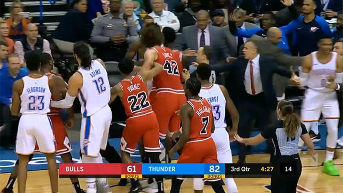 La gran pelea en el partido de los Bulls