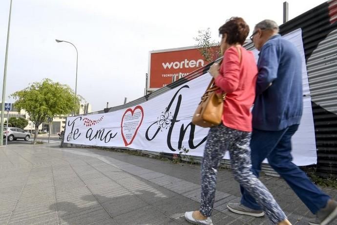 14-02-20 LAS PALMAS DE GRAN CANARIA. ROTONDA DEL HOSPITAL DR NEGRIN. LAS PALMAS DE GRAN CANARIA. Pancarta de amor en la rotonda del Hospital Dr Negrin.    Fotos: Juan Castro.  | 14/02/2020 | Fotógrafo: Juan Carlos Castro