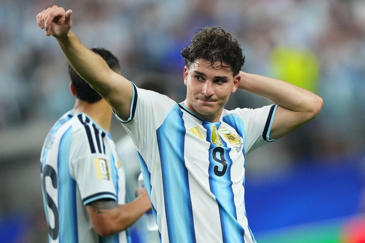 Julián Álvarez fa el pas que el Barça demanava i trenca amb l’Atlètic: «El millor és un traspàs»