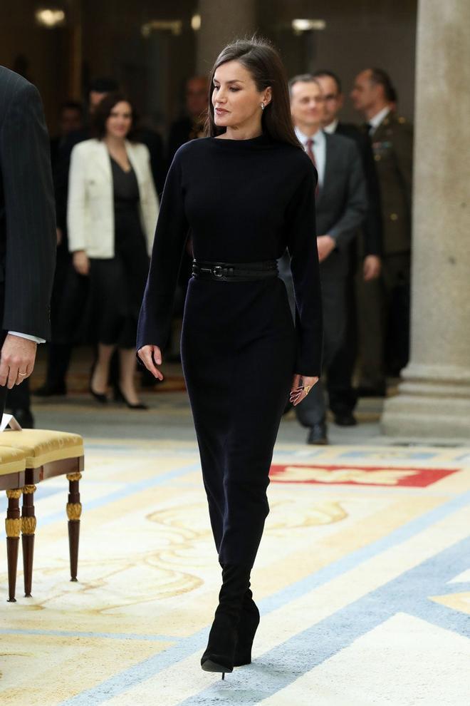 La Reina Letizia con vestido de COS