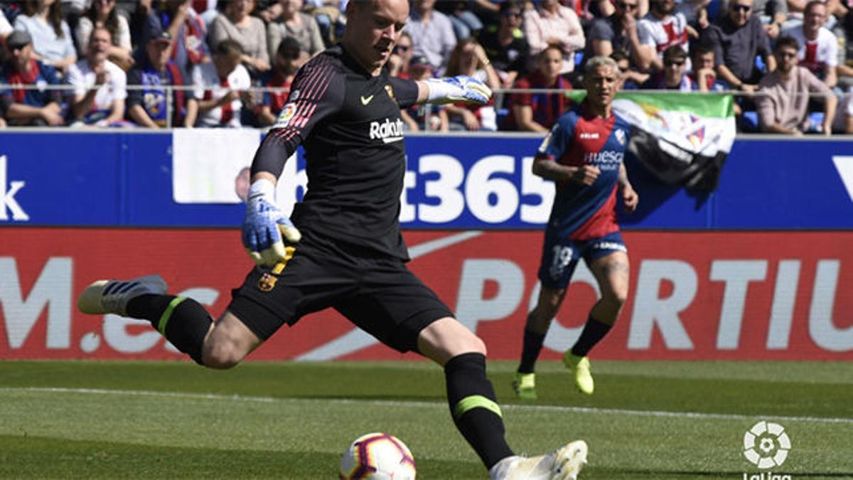 Ter Stegen nunca descansa: Providencial robo que evitó el gol de Enric Gallego