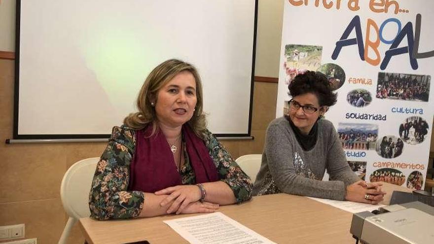 Cristina Regojo y Tereta Berbel, en la presentación del musical. // Aboal