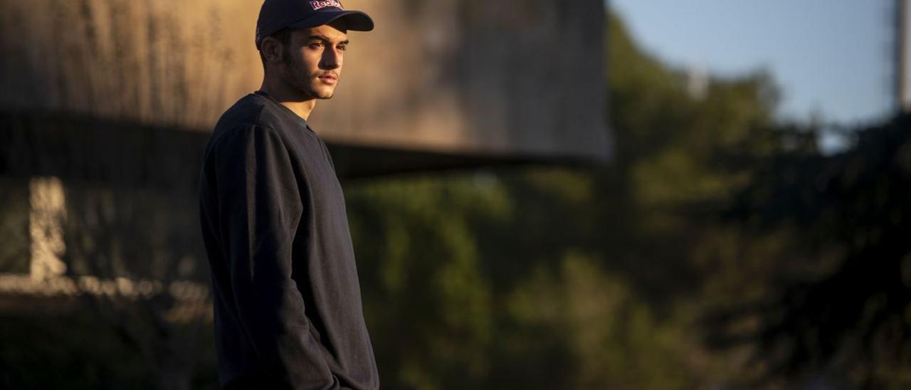 Alberto Ginés, oro en escalada en Tokio2020, en el CAR de Sant Cugat donde reside.