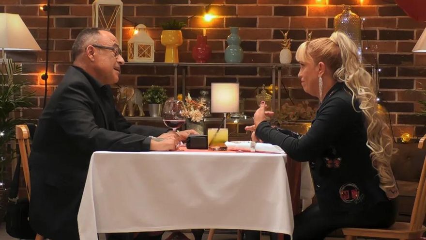 El curioso objeto que un soltero de &#039;First Date&#039; siempre tiene a mano: espantó a su cita
