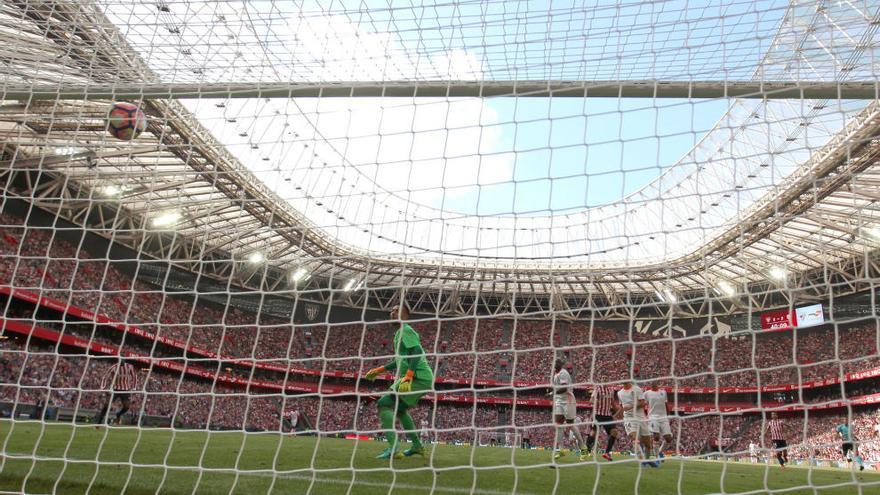 Diego Alves: &quot;Estamos a muerte con el entrenador&quot;