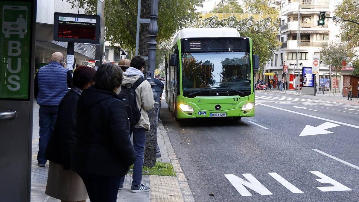 Un autobús de Aucorsa.