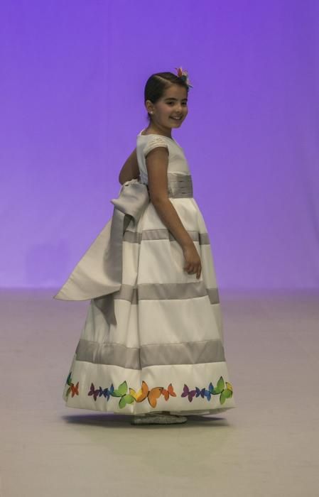 01/04/2017  MODA DISEÑO  desfile infantil y  en el stand de CMC  diseño personalizado de calzado