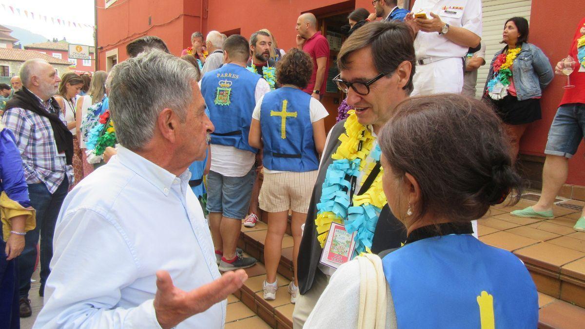 Miguel Ángel Revilla y Salvador Illa en el Descenso Internacional del Sella.