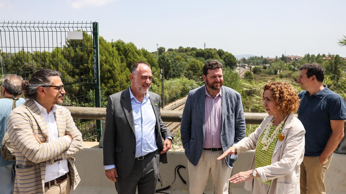 La 'consellera' Ester Capella en rueda de prensa en la estación de Sant Cugat