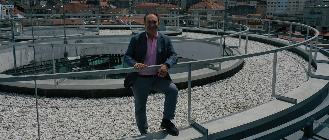 El alcalde en funciones, ayer, en la cima del Castro Tecnolóxico. 