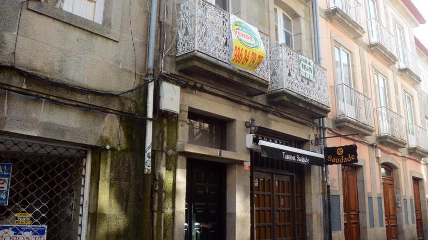 Edificios a la venta en el centro de Pontevedra (archivo) // Rafa Vázquez