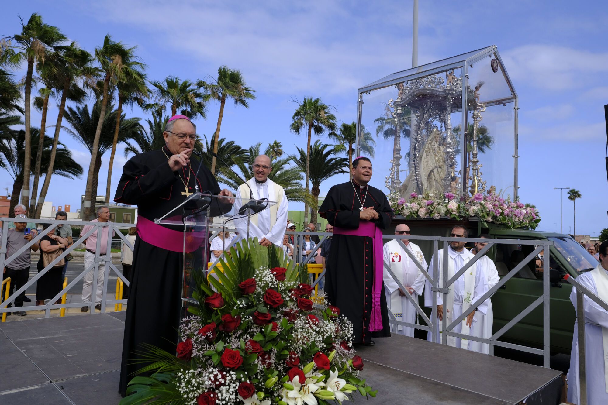 La Virgen del Pino del Materno a la Catedral